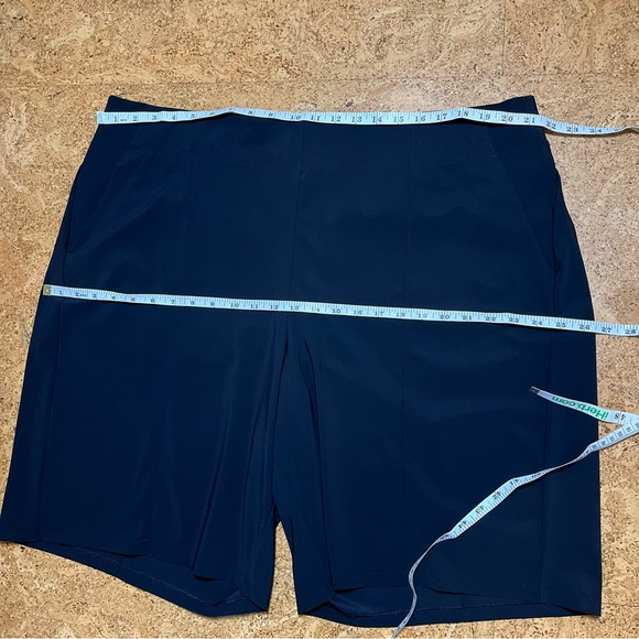 Athleta Cosmic Bermuda Shorts Black Sz 24 - Picture 12 of 14